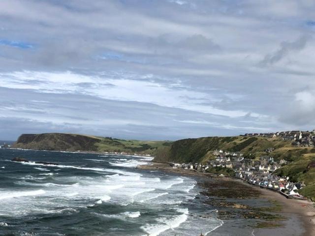 Puffins Nest Villa Gardenstown Eksteriør billede